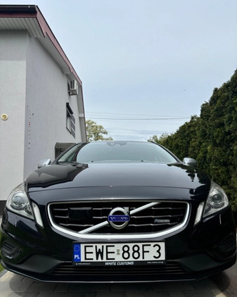 Volvo V60 cena 45000 przebieg: 256700, rok produkcji 2011 z Wieruszów małe 137